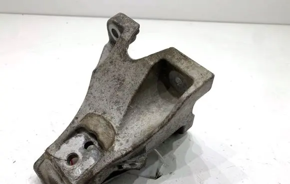Jaguar F-Pace Engine mounting bracket HK836061CB