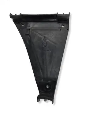 Audi A4 S4 B5 8D Rear bumper mounting bracket 8D0807483