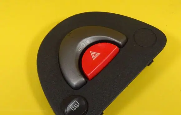 Smart ForTwo I Hazard light switch