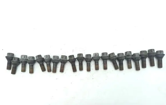 Opel Movano B Nuts/bolts 