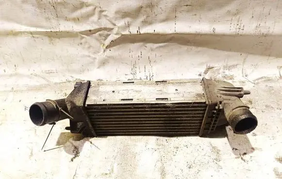 Citroen C5 Intercooler radiator 9657073480