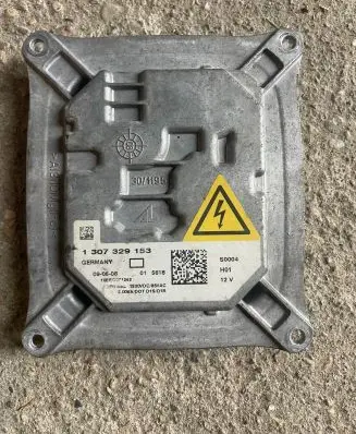 BMW 3 E90 E91 Xenon control unit/module 1307329153