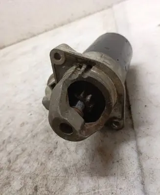 Opel Astra H Starter motor 93189232 0986021243