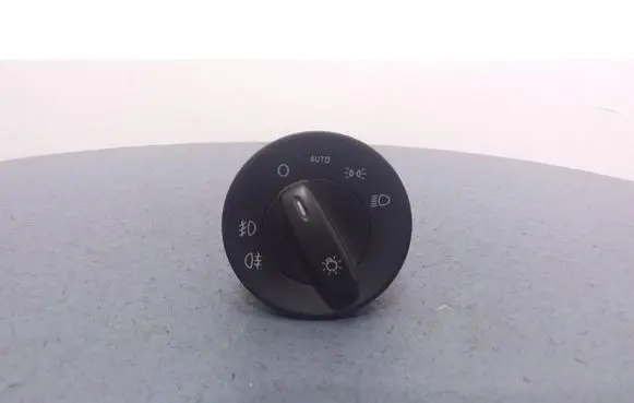 Skoda Octavia Mk2 (1Z) Light switch 1Z0941431J