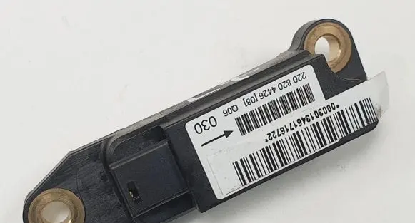 Mercedes-Benz S W220 Airbag deployment crash/impact sensor 2208204426