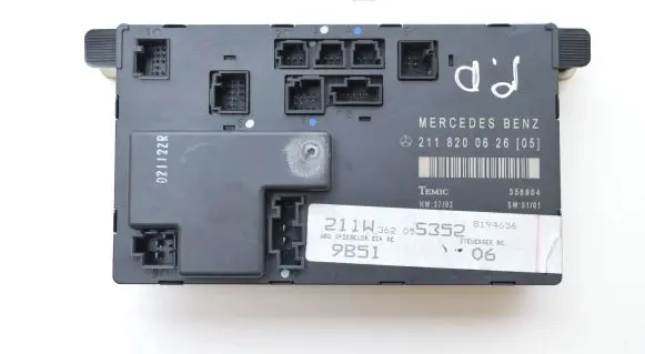 Mercedes-Benz E W211 Door control unit/module A2118200626