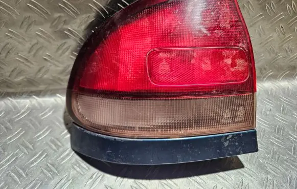 Mazda 626 Rear/tail lights 0431392L 0431392