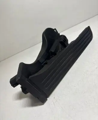Volkswagen Touran I Accelerator throttle pedal 1T1721503H 1024704 6PV00868900