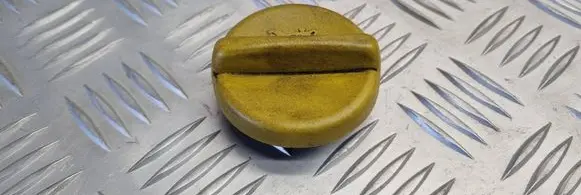 Opel Vectra C Oil filler cap 90412508