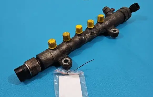 Toyota Avensis T270 Fuel main line pipe 89458-20050 IMPRK1523026