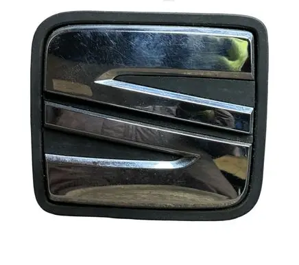 Seat Toledo IV (NH) Tailgate/boot lid lock trim 6J0827565