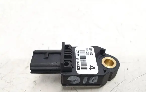 Lexus IS 220D-250-350 Airbag deployment crash/impact sensor 898310P020 8983122020