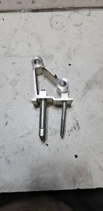 Skoda Octavia Mk2 (1Z) Engine mounting bracket 1K1857022D
