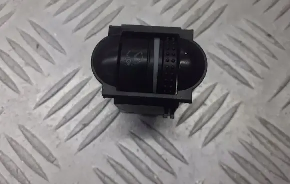 Volkswagen PASSAT B5.5 Headlight level height control switch 3B0941333D