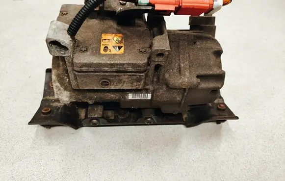 Tesla Model S Air conditioning (A/C) compressor (pump) ES34C 600738000D 0422000691