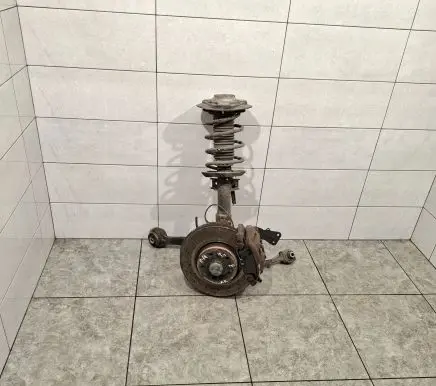 Mercedes-Benz E W212 Front wheel hub spindle knuckle A2123203913