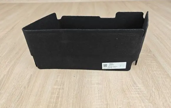 Volkswagen Amarok II Battery tray heat shield MB3T10A687AB