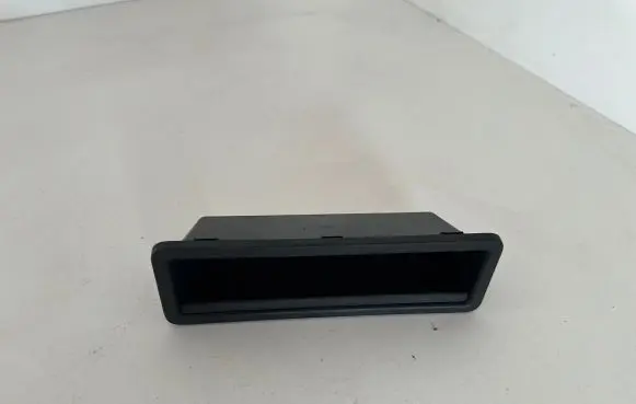 Jaguar XE Glove box central console GX73044C82A