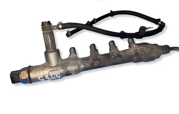 Opel Zafira B Fuel main line pipe 55PP0501 07338840025