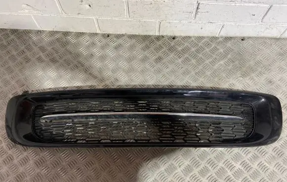 Mini One - Cooper Coupe R56 Front bumper lower grill 7250783