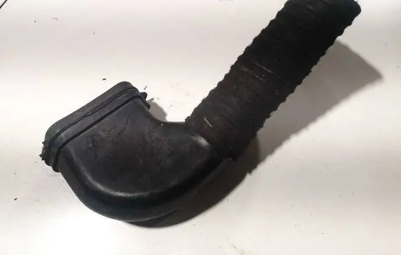 Audi A4 S4 B6 8E 8H Air intake hose/pipe 8E0129604F