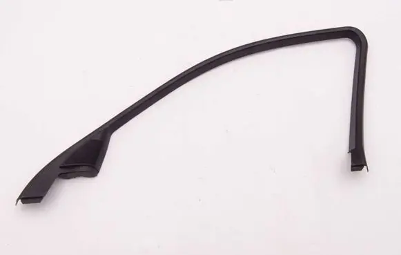 BMW 5 E60 E61 Front door window/glass frame 7033630