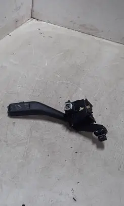 Skoda Octavia Mk2 (1Z) Indicator stalk 1K0953513C