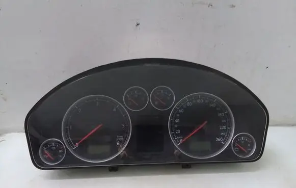 Volkswagen Sharan Speedometer (instrument cluster) 7M3920840G