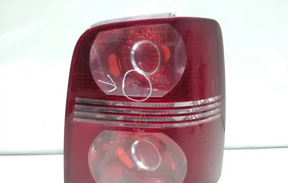 Volkswagen Touran I Rear/tail lights 1T0945096N 1T0945112K