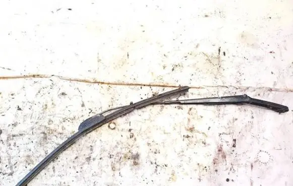 Volkswagen Transporter - Caravelle T5 Front wiper blade arm 7h2955410c