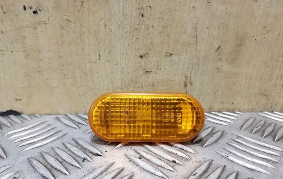 Volkswagen Transporter - Caravelle T5 Front fender indicator light 3B0949117B