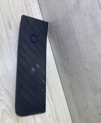 Audi A5 Foot rest pad/dead pedal 8W1864777