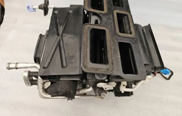 Interior heater climate box assembly