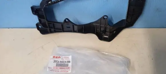 Suzuki Vitara (LY) Headlight/headlamp mounting bracket 3552686R20000
