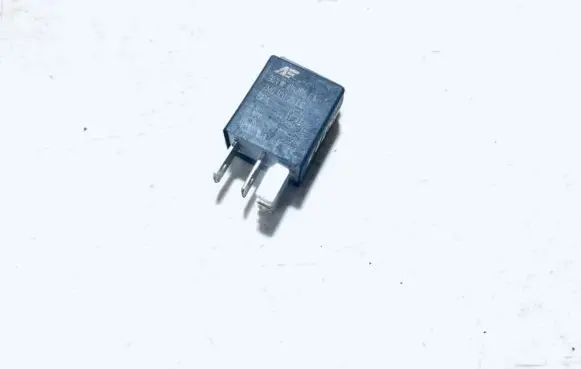 Volkswagen Golf V Other relay 95vw10k705ea 7m0951253c