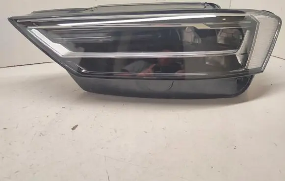Audi A8 S8 D5 Headlight/headlamp
