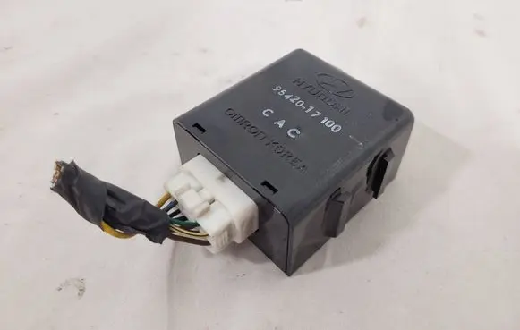 Hyundai Matrix Window wiper relay 9542017100