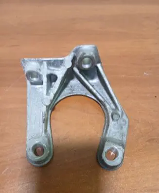 Volvo XC60 Front differential bracket 30713236