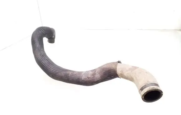 Volvo V70 Engine coolant pipe/hose 08671395