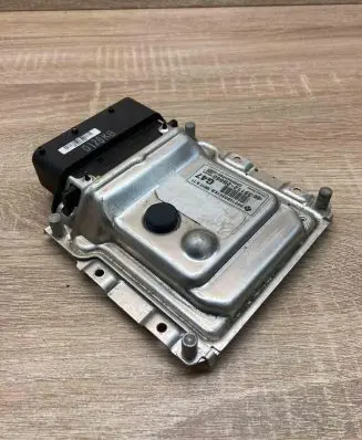Hyundai i30 Engine control unit/module ECU 391122B660 9001090341KB