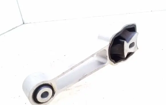 Volvo XC70 Gearbox mount