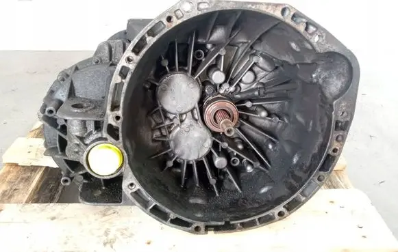 Renault Master III Manual 5 speed gearbox PF6034