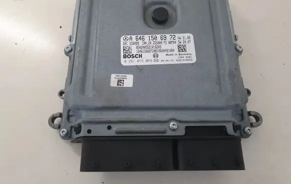 Mercedes-Benz Vito Viano W639 Engine control unit/module A6461506972