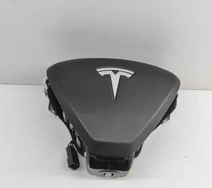 Tesla Model X Steering wheel airbag 145616831A