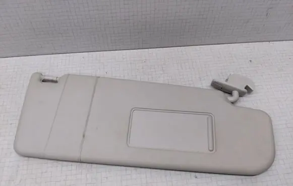 Skoda Octavia Mk2 (1Z) Sun visor 1Z0857552D