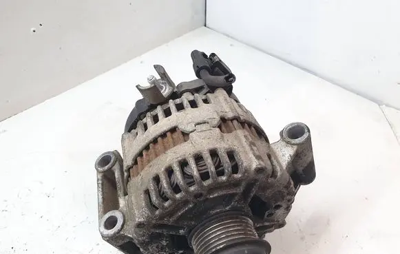 Ford Mondeo MK IV Generator/alternator 0121615006 6G9N10300ABC