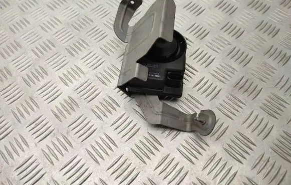 Volkswagen PASSAT B6 Horn signal 1K0951605C