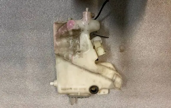 Mercedes-Benz CLS AMG C219 Windshield washer fluid reservoir/tank a2118601460 2118601460
