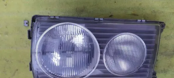 Mercedes-Benz W123 Headlight/headlamp 1305235039