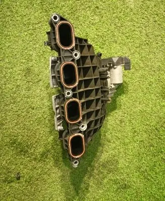BMW 3 F30 F35 F31 Intake manifold 7588126